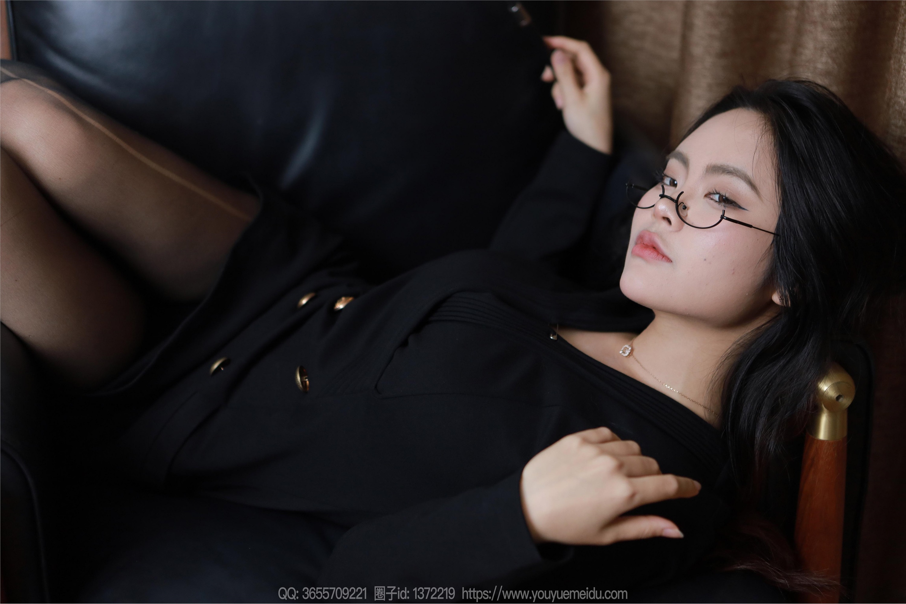 IESS异思趣向  2024.04.12 丝享家 1714 兔兔《魅惑黑衣》